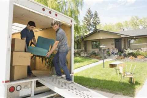Some of the things to look at before hiring the professional movers