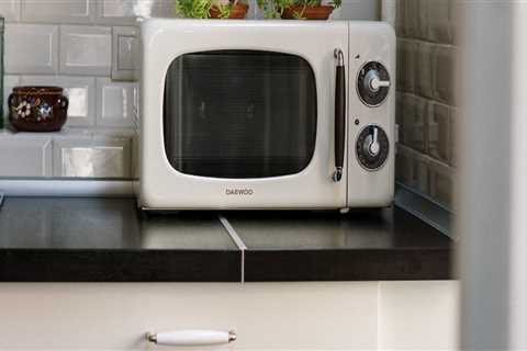 Expert Microwave Oven Repair Services In The Miami Metropolitan Area: Keeping Your Timber Frame..