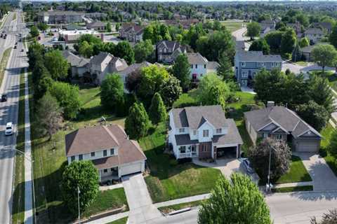 The Real Estate Market in Douglas County, Nebraska: A Comprehensive Analysis