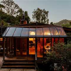 This $1.8M L.A. Midcentury Feels Like a Cabin-Greenhouse Mash-Up