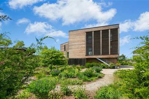 This $3M Home Is Perched on Stilts Overlooking the Long Island Sound