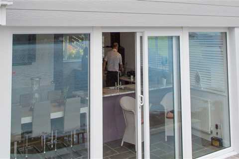 From Ordinary To Extraordinary: How Commercial Glass Balustrades Enhance Curb Appeal In Rotherham