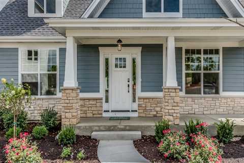 Transforming Homes: How Exterior Painting Contractors In Clearwater Elevate Curb Appeal