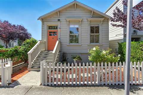 This $725K Berkeley Home Is Part of the City’s History