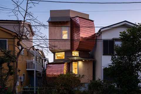 In Tokyo, Curved Copper Volumes and Hinoki Wood Boxes Build This Home Up, Not Out